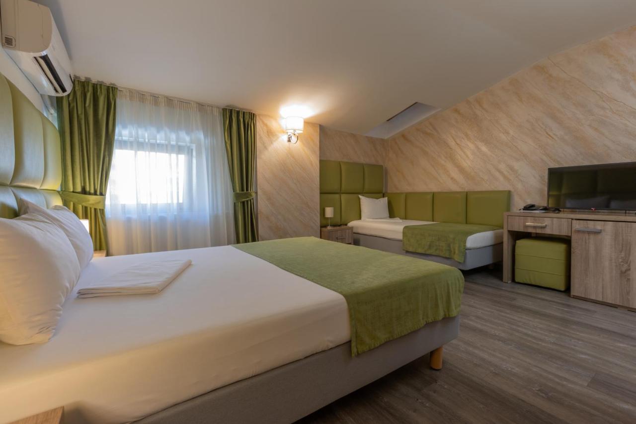 Hotel Corvaris Бухарест Екстер'єр фото